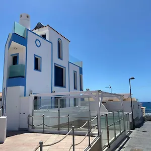 https://loft-en-torreon-frente-al-mar.in-canary-islands.com