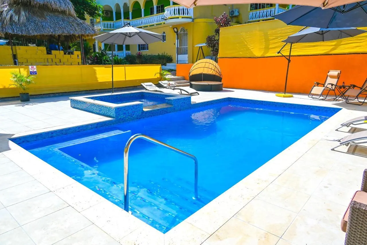 Villa Takuma Boutque Hotel Hotel Rooms & Suites Montego Bay Jamaica