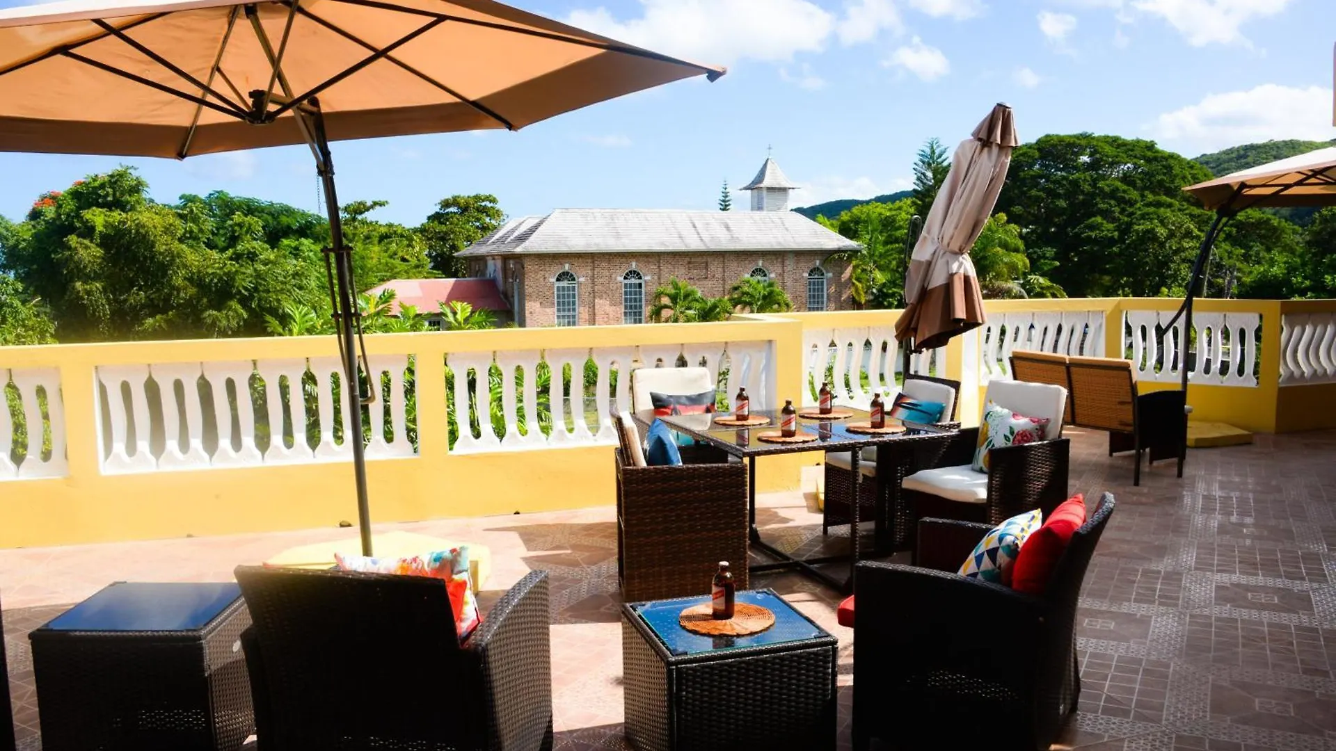 Takuma Boutque Hotel Hotel Rooms & Suites Montego Bay