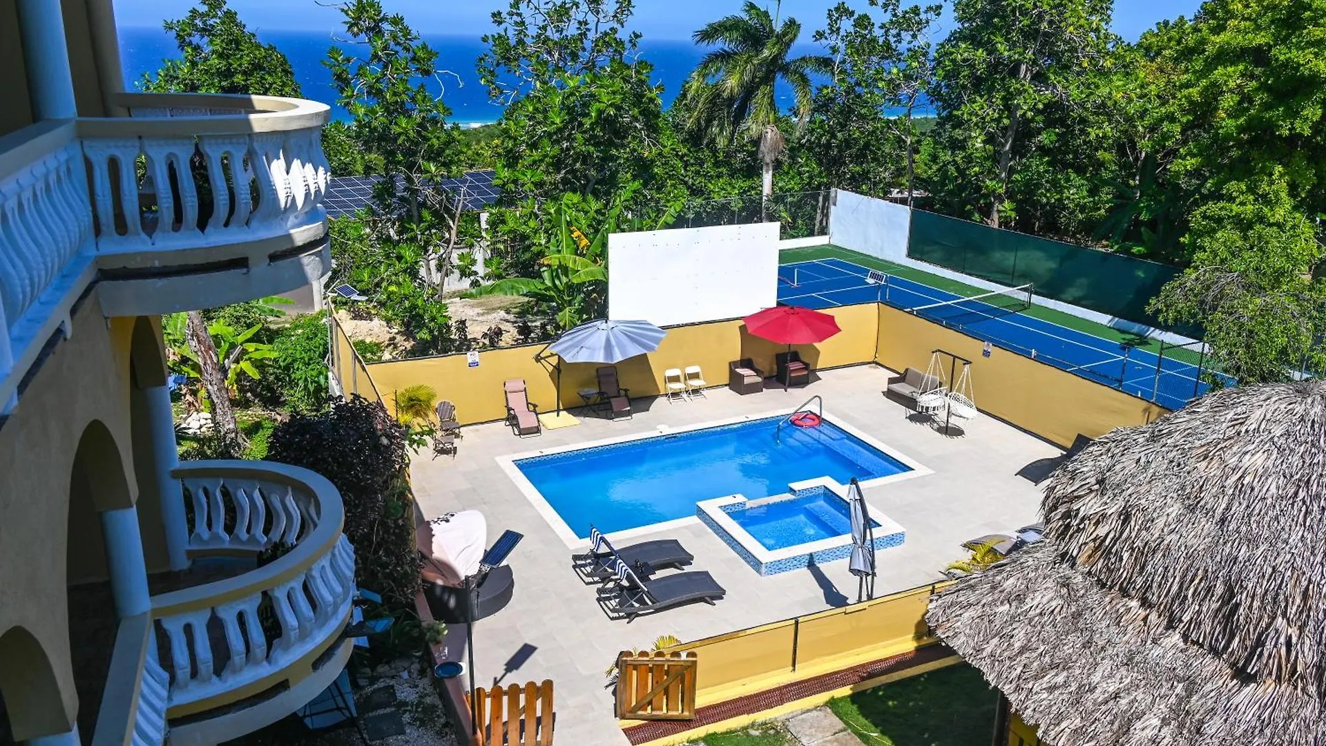 Takuma Boutque Hotel Hotel Rooms & Suites contacts